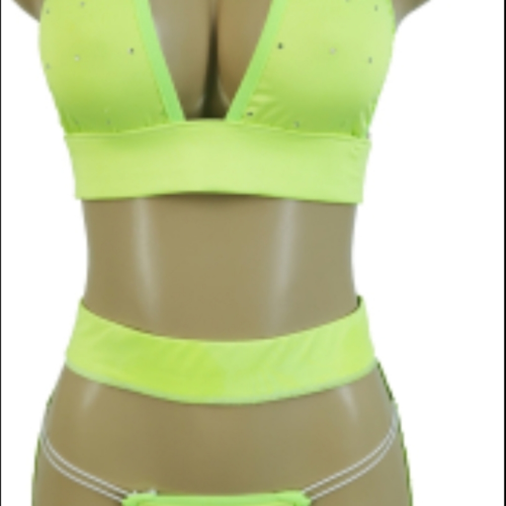 Cute exotic danceware